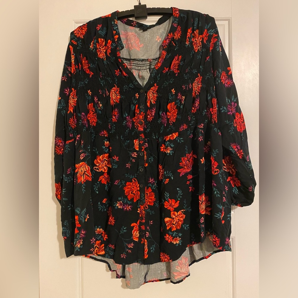 Rayon Twill Smocked Button-Front Tunic Top 3X - Picture 5 of 10